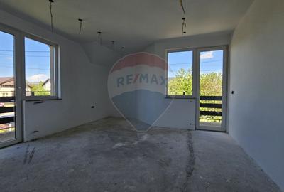 Casa / Vila cu 5 camere de vanzare in Mihoveni Suceava - 41