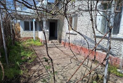 De vanzare casa 103 mp si teren 152 mp Craiova - 2