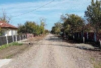 Casă cu 2 camere cu Teren 1899 Mp în Glodeanu Sărat - 12