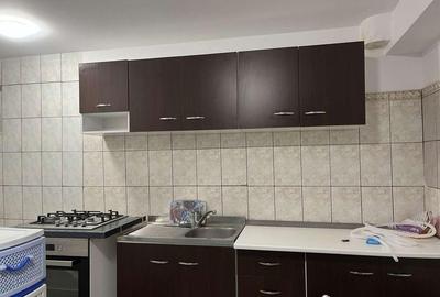 Casă cu 4 camere cu Teren 300 Mp în Central - 2