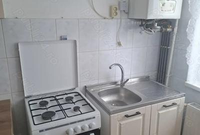 Inchiriez apartament 2 cam - 4