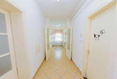 Casă cu 2 camere cu Teren 322 Mp în Progresul - 10