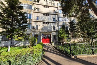 Apartament cu 2 camere semidecomandat, mobilat în Trocadero - 14