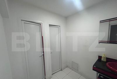 Spatiu comercial, 100 mp, vitrina, zona Centrala - 2