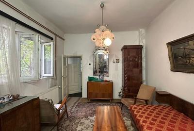 Casă individuală cu 4 camere cu Canalizare în 1 Mai