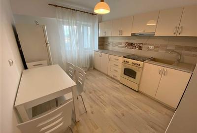 De inchiriat 3 camere zona Brancoveanu De inchiriat 3 camere zona Brancoveanu - 3