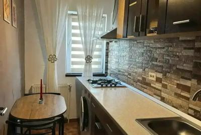 Garsonieră decomandată în Central - 3