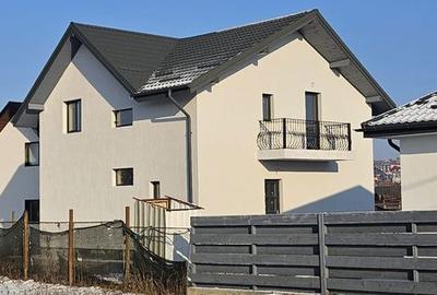 Casă cu 3 camere cu Teren 500 Mp în Ciurea - 3