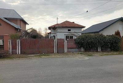 Casă cu Teren 928 Mp în Central - 4