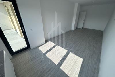 Spațiu de birou de închiriat - 2 camere, balcon generos - Turnișor