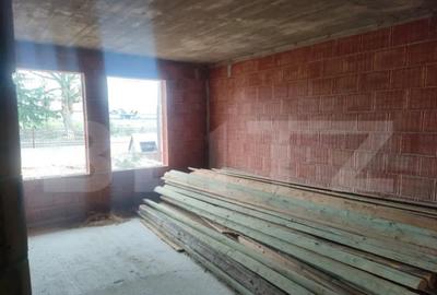 Casă cu 7 camere cu Teren 770 Mp în Marginea - 13