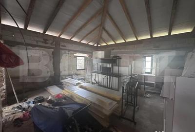 Casă cu 4 camere cu Teren 867 Mp în Central - 10