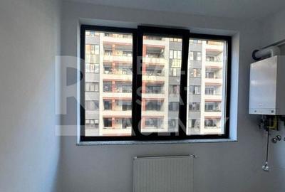Apartament cu 3 camere – 13 Decembrie,  Coresi la 5 minute pe jos. - 15