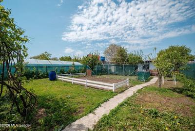 Casă cu 2 camere cu Garaj în Islaz - 15