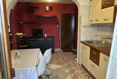 Apartament cu 2 camere decomandat în Titan - 1