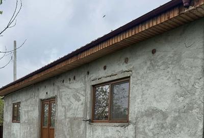 Casă cu 3 camere în Central - 1