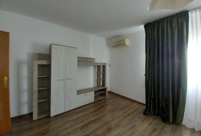 Apartament cu 3 camere decomandat în Vitan Mall - 4