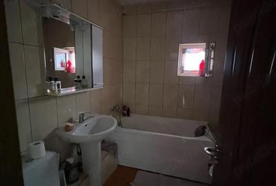 Apartament cu 4 camere decomandat în Central - 11