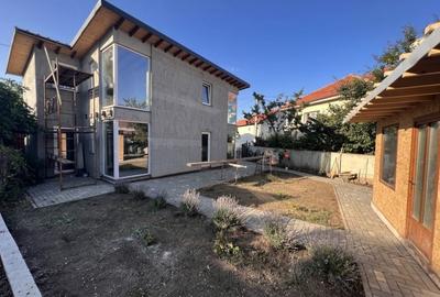 Casă individuală cu 4 camere cu Canalizare în Nord - 6