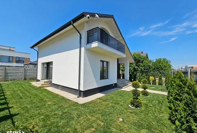 Casă cu 4 camere cu Canalizare în Tunari