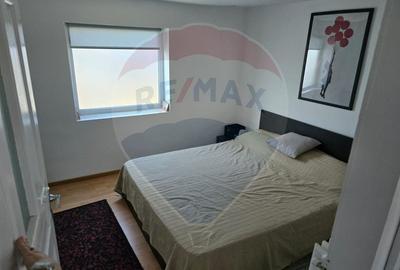 Casă cu 4 camere cu Canalizare în Central - 2