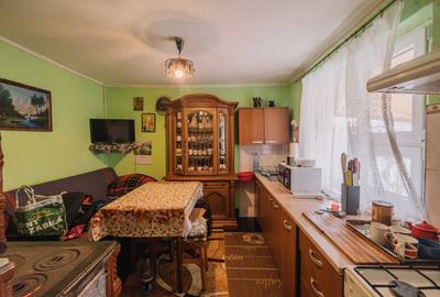 Casă cu 4 camere în Trușești - 1