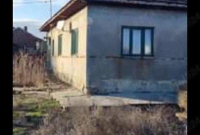 Casă cu Teren 3200 Mp în Poșta - 1