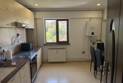Apartament cu 3 camere decomandat în Central - 5
