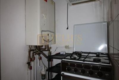 Aradului, 3 camere + 2 bai,  centrala proprie - 10