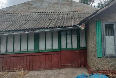 Casă cu Teren 2538 Mp în Smirna - 2