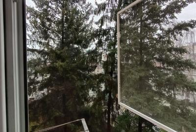 Apartament cu 2 camere decomandat în 9 Mai - 5