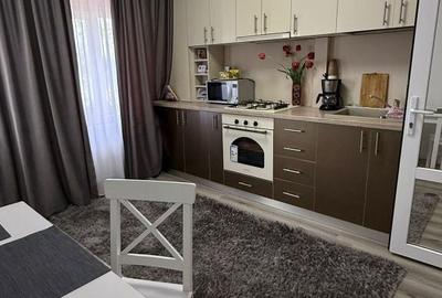 Apartament cu 3 camere decomandat în Central - 2