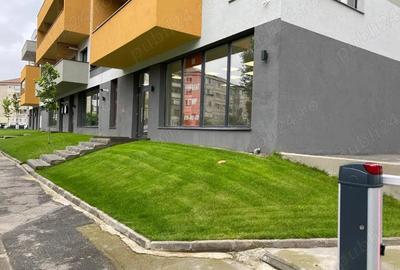 Spațiu comercial, de 67 mp, în Decebal - 8