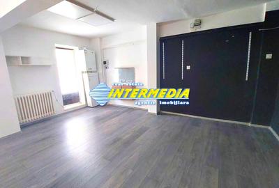 Spațiu comercial, de 51 mp, în Cetate - 1