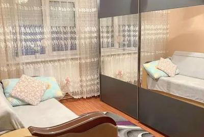 Apartament cu 3 camere decomandat în - 6