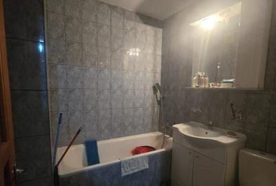 ID 609 Apartament 3 camere * Str BABADAG - 11