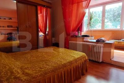 Apartament cu 3 camere decomandat în Central - 1