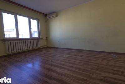 Apartament cu 2 camere decomandat în Crângași - 2