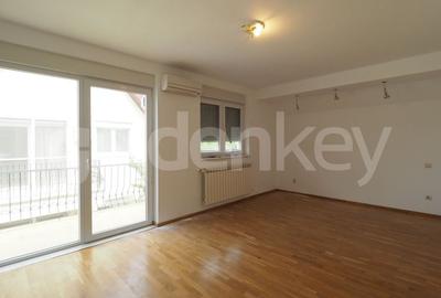 Vila cu piscina privata si 6 dormitoare | British School - 13