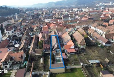 Casă cu 4 camere cu Teren 332 Mp în Ultracentral