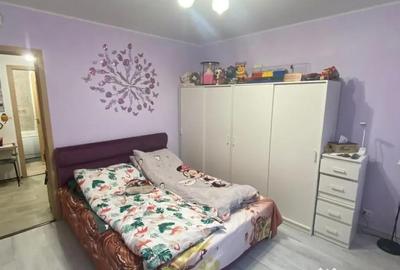 Apartament cu 2 camere decomandat în Eroii Revoluției - 1