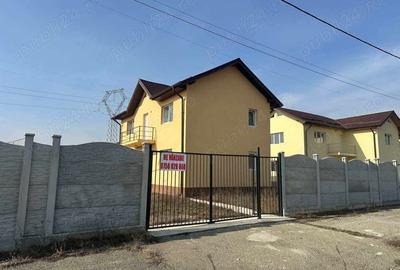 Casă cu 6 camere cu Teren 1000 Mp în Central - 2