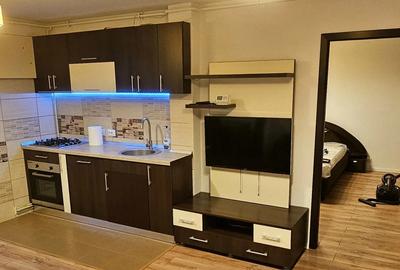 Proprietar Inchiriez apartament 3 camere, 64 mp Zimbru (Dacia) - 2