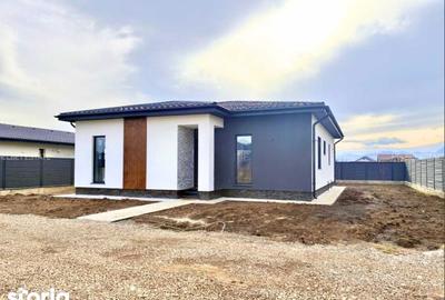 Casă cu 4 camere cu Teren 500 Mp în Sânpetru - 3