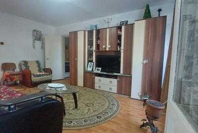 Apartament cu 4 camere circular în Far