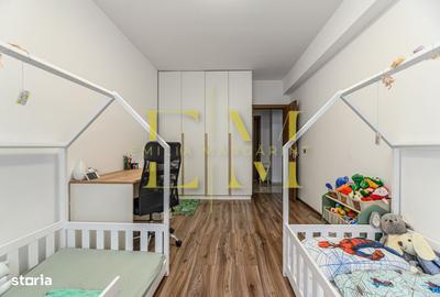 Apartament cu 4 camere, mobilat în 13 Decembrie - 15