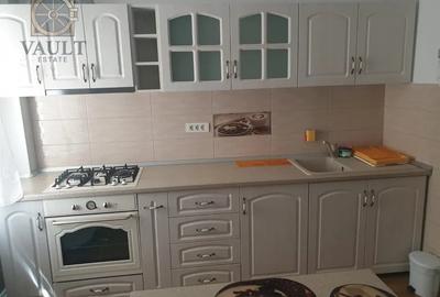 Apartament cu 4 camere decomandat, mobilat în Vitan