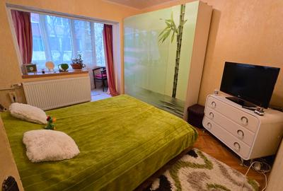 Vând apartament 3 camere Alfa etaj 1 - 3