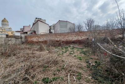 Spațiu comercial, în Central