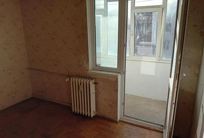 Apartament 2 Camere Centru Apa Serv. Bloc Nou 54mp decomandat etaj 3 - 9